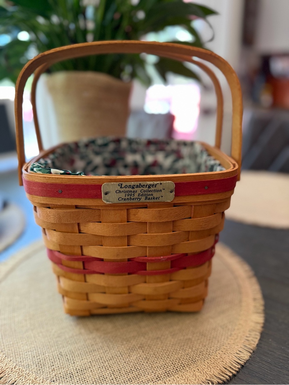 Longaberger Natural and vintage 1991 Red Cranberry Basket with Fabric Liner